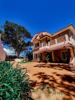 Hillcrest Villa Ketti Nearest Airport is Coimbatore International Airport