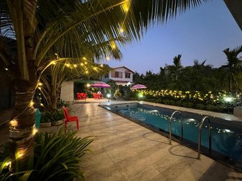 iIRA Stays-Awas Beach Villa Near Shivaji International Mumbai Airport.